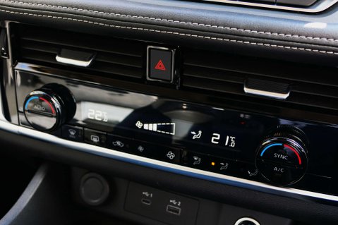 Nissan X-Trail 1.5 X-Trail Acenta Premium MHEV CVT 5dr 27