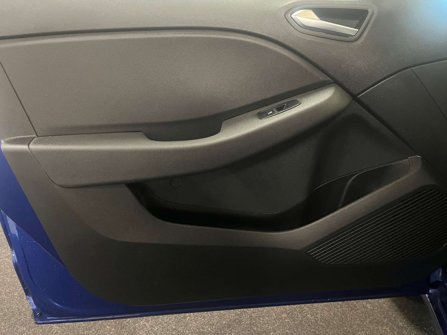 2023 Renault Clio — image 38