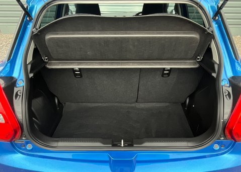 Suzuki Swift SZ5 DUALJET MHEV 17