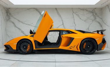 Lamborghini Aventador SV LP 750-4 4