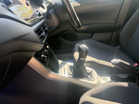 Volkswagen Polo 1.0 TSI SE Euro 6 (s/s) 5dr 32