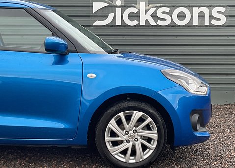 Suzuki Swift SZ-T DUALJET MHEV 3