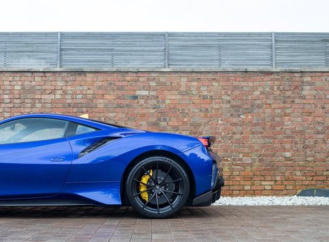 Ferrari 488 Pista 35