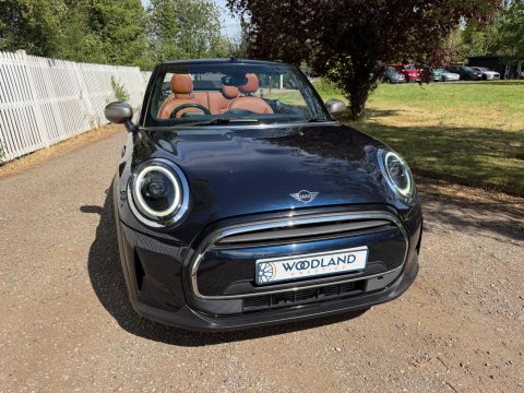 Mini Convertible COOPER EXCLUSIVE 11