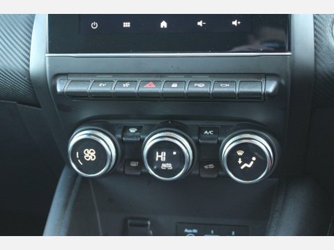 Renault Captur 1.6 E-TECH E-Tech engineered BOSE Edition Auto 20