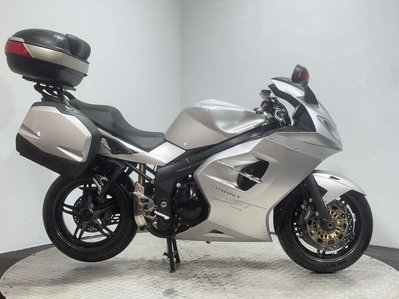Triumph Sprint 2006 36K FULL LUGGAGE NEW MOT WARRANTY VERY CLEAN TOURER