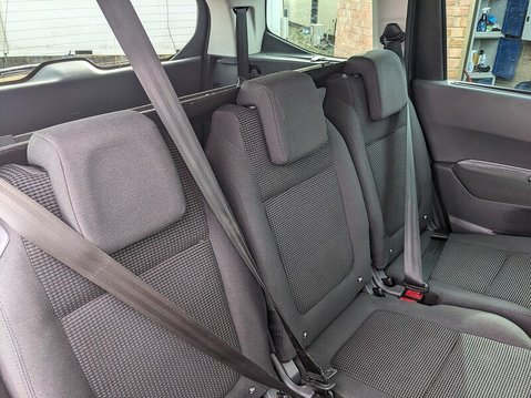 Peugeot 5008 BLUE HDI S/S ALLURE 16