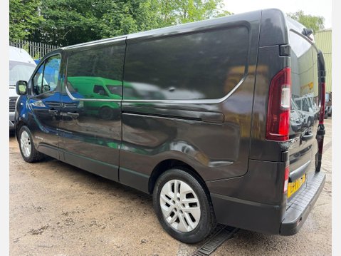 Renault Trafic 1.6 dCi ENERGY 29 Sport Nav Panel Van 5dr Diesel Manual LWB Standard Roof E 16