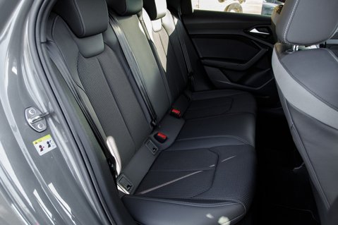 Audi A1 SPORTBACK TFSI S LINE 35