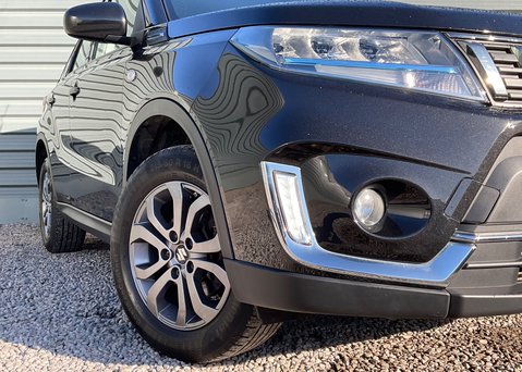 Suzuki Vitara SZ4 BOOSTERJET MHEV 2