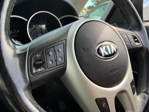 Kia Venga 4 AUTOMATIC 35