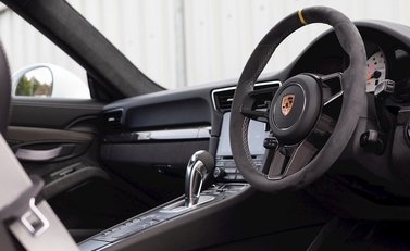 Porsche 911 (991.2) GT3 RS Weissach 11