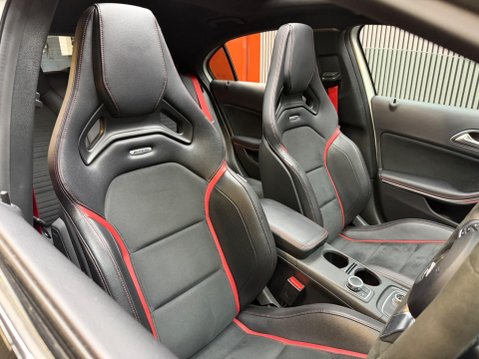 Mercedes-Benz A Class 2.0 A45 AMG SpdS DCT 4MATIC Euro 6 (s/s) 5dr 28