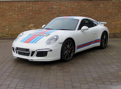 Porsche 911 (991) Martini Racing Edition 8
