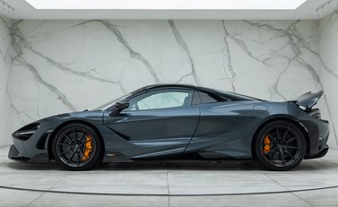 McLaren 765LT Spider 8