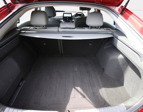 Hyundai IONIQ PREMIUM MHEV 10