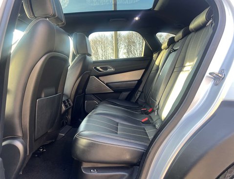 Land Rover Range Rover Velar 3.0 Range Rover Velar R-Dynamic HSE D300 Auto 4WD 5dr 34