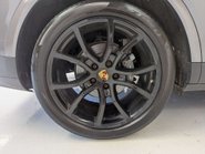 Porsche Cayenne 3.0 Cayenne V6 Auto 4WD 5dr 19