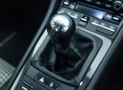 Porsche 911 (991.2) GT3 Touring 18