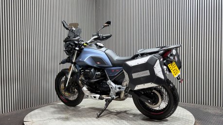 Moto Guzzi V85 850 TT 2019 37K MOT SEPTEMBER 2027 PANNIERS ADVENTURE BIKE 10