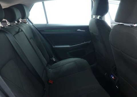 Volkswagen Golf 1.4 TSI 13kWh Style Hatchback 5dr Petrol Plug-in Hybrid DSG Euro 6 (s/s) (2 55