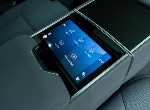 Land Rover Range Rover P615 SV LWB 21