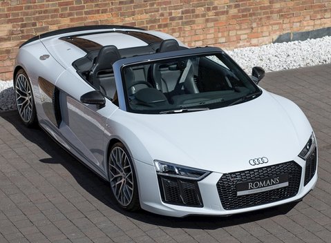 Audi R8 V10 Plus Spyder 8