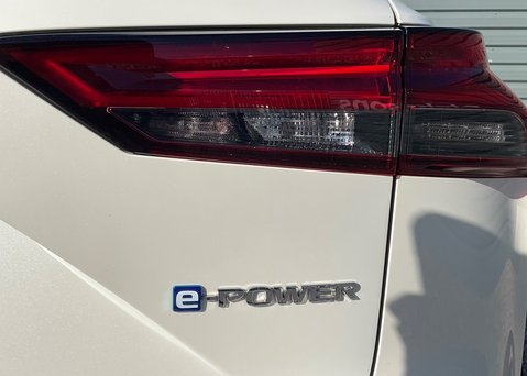 Nissan Qashqai E-POWER TEKNA 18