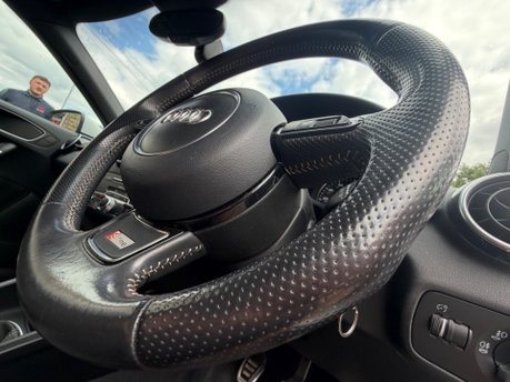 Audi A1 TFSI S LINE 15