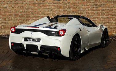 Ferrari 458 Speciale Aperta 4