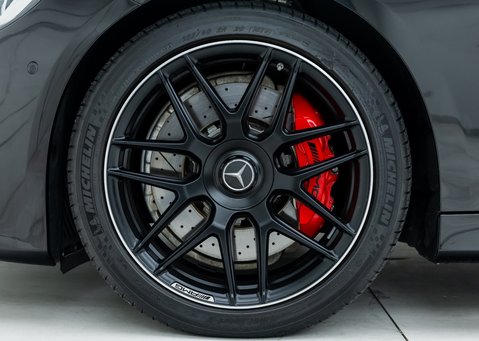 Mercedes-Benz AMG S63 Coupe Premium 