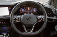 Volkswagen Golf R-LINE TSI 15