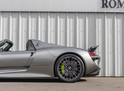 Porsche 918 Spyder 34