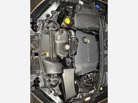 Jaguar XF D V6 S PORTFOLIO 10