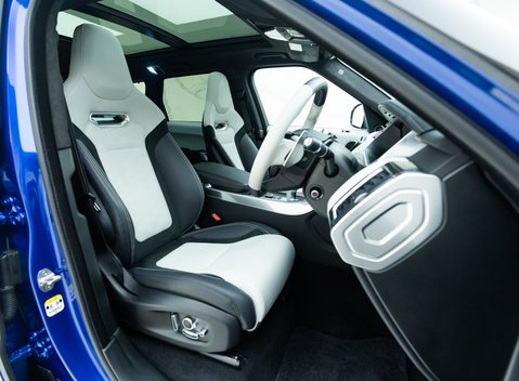 Land Rover Range Rover Sport SVR Carbon Edition 9