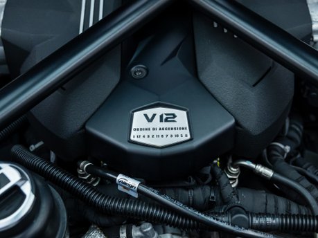 Lamborghini Aventador S LP 740-4 ROADSTER 