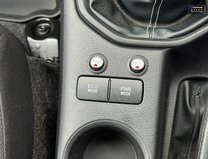 Toyota Hilux Active | 2.4 LT | AC | Sensors | Double Cab | 34