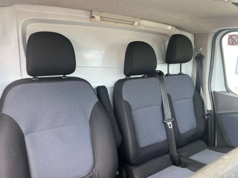 Vauxhall Vivaro 1.6 Vivaro 2900 CDTi S/S 14