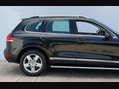 Volkswagen Touareg 3.0 Touareg V6 TSi Hybrid Auto 4WD 5dr 11