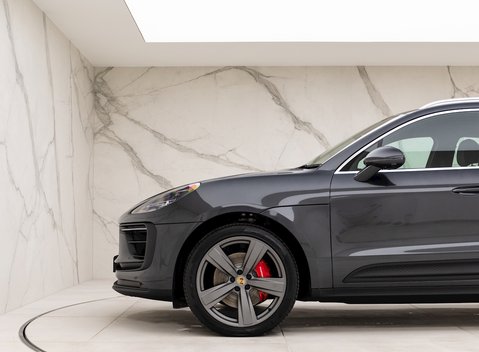 Porsche Macan S 25