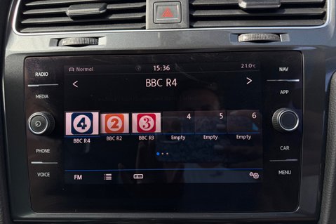 Volkswagen Golf 1.4TSi 150 SE ESTATE NAVIGATION BLUEMOTION TECHNOLOGY.. FULL HISTORY! 26