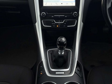 Ford Mondeo 1.5 TDCi ECOnetic Zetec Euro 6 (s/s) 5dr 46