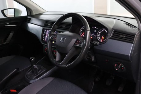 SEAT Arona TSI SE TECHNOLOGY 5