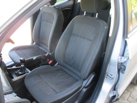 Ford Ecosport 1.0T EcoBoost Zetec Euro 6 (s/s) 5dr 25