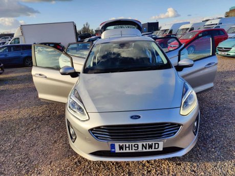 Ford Fiesta 1.0T EcoBoost Zetec Euro 6 (s/s) 5dr 7