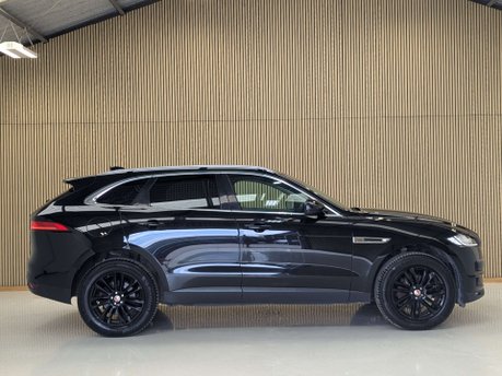 Jaguar F-Pace 2.0 F-PACE Portfolio AWD D Auto 4WD 5dr 13