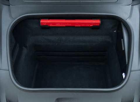 Porsche 911 Carrera T (992) 38