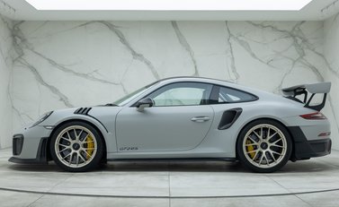 Porsche 911 GT2 RS (991) 5