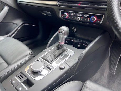 Audi S3 2.0 TFSI Black Edition Sportback S Tronic quattro Euro 6 (s/s) 5dr 21