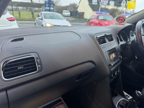 Volkswagen Polo 1.0 TSI BlueMotion Tech SEL Euro 6 (s/s) 5dr 32